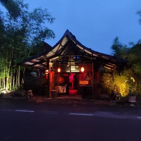 The Secret Sanctuary Boutique Cottage 古晋 外观 照片